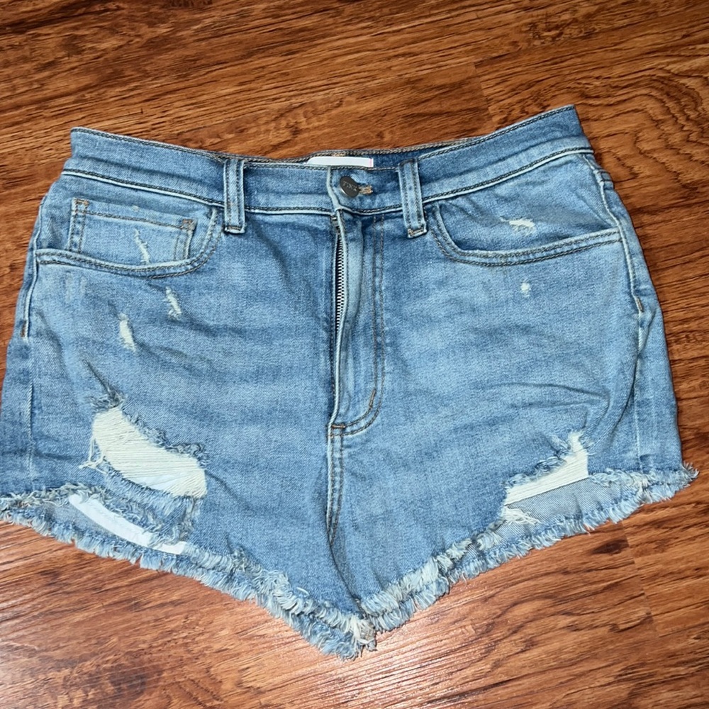 PINK light wash jean shorts
